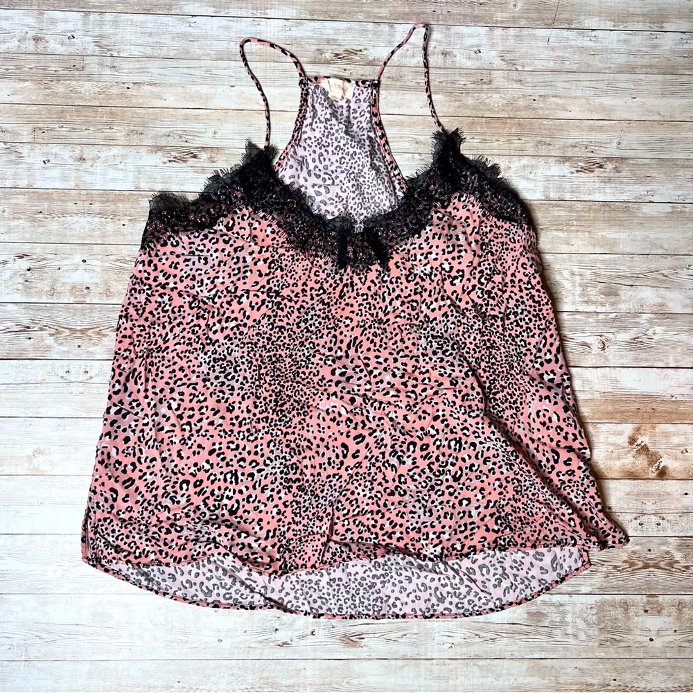 💚Hem & Thread camisole top